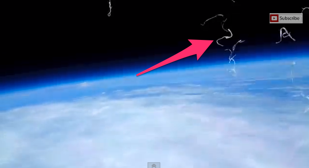 LG_G2___Film_the_Earth_from_the_stratosphere_with_13_MP_OIS_Camera_-_YouTube 5