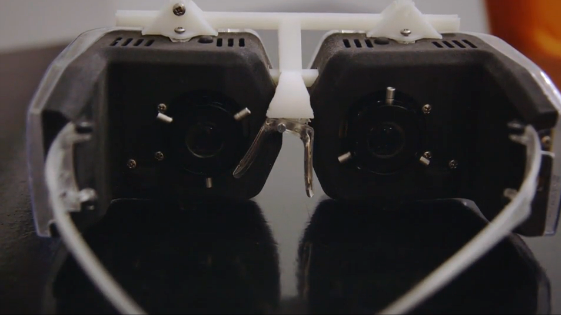 Avegant_Glyph__the_virtual_reality_headset_made_for_the_mainstream___The_Verge