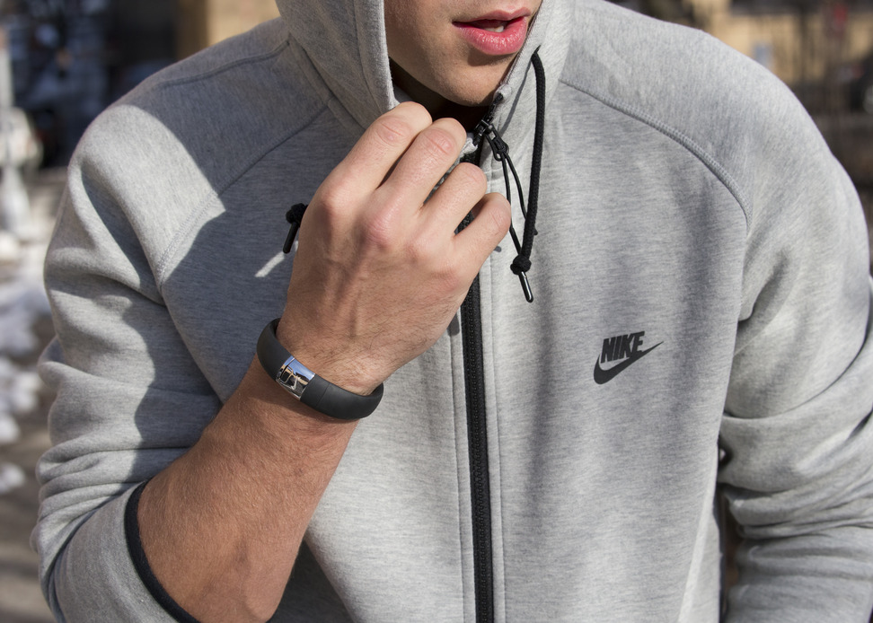 131219_NIKEFUELBAND_P2U0961_detail