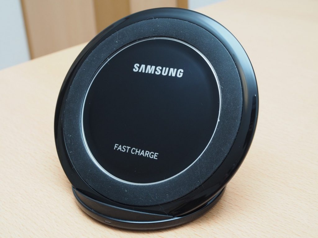 Fast Wireless Charger Stand