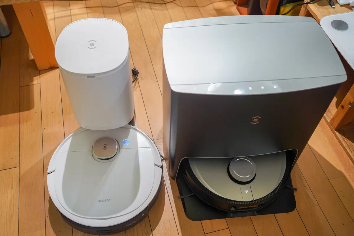 ECOVACS　DEEBOT X1 TURBO ロボット掃除機 モップの自動洗浄 hq720.jpg?sqp=-