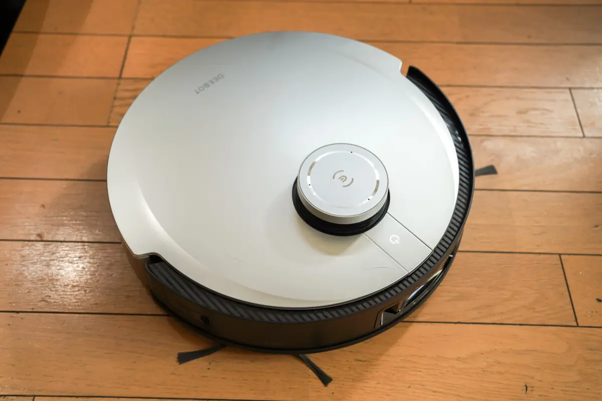 ついにモップの自動洗浄に対応。ロボット掃除機「ECOVACS DEEBOT