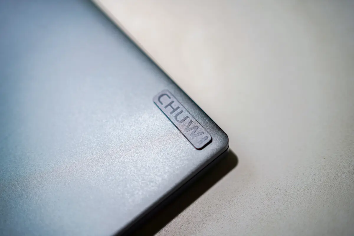 CHUWI MiniBook X購入。気軽に持ち運んで使うのにピッタリなサイズ