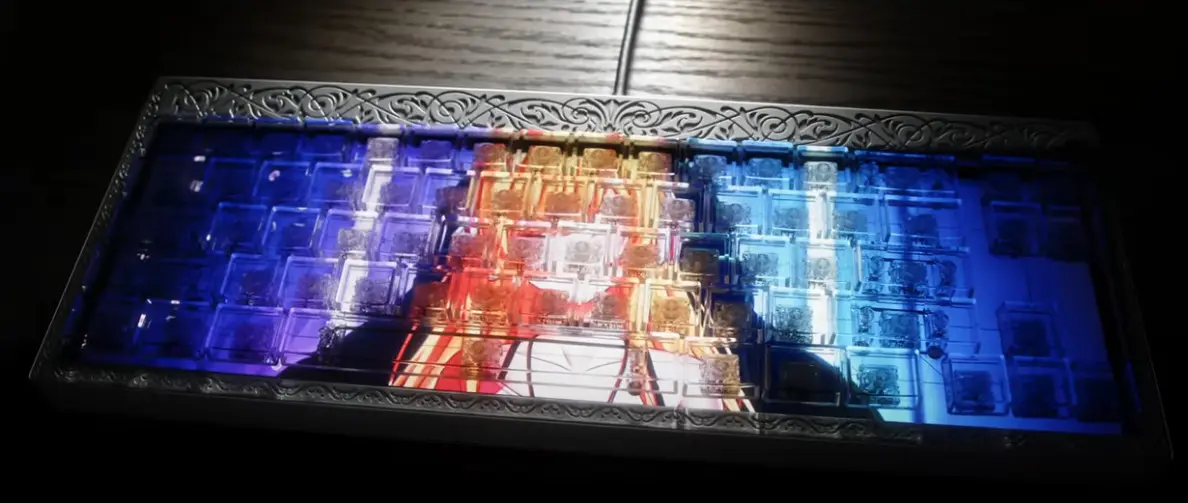 ディスプレイ　キーボード ディスプレイ内蔵のメカニカルキーボード「Centerpiece