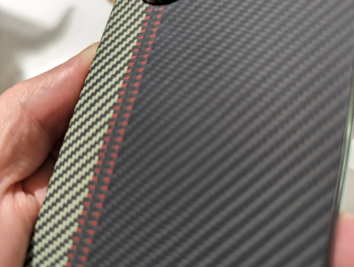 PITAKA「Air Case Samsung Galaxy Z Fold4」レビュー【PR