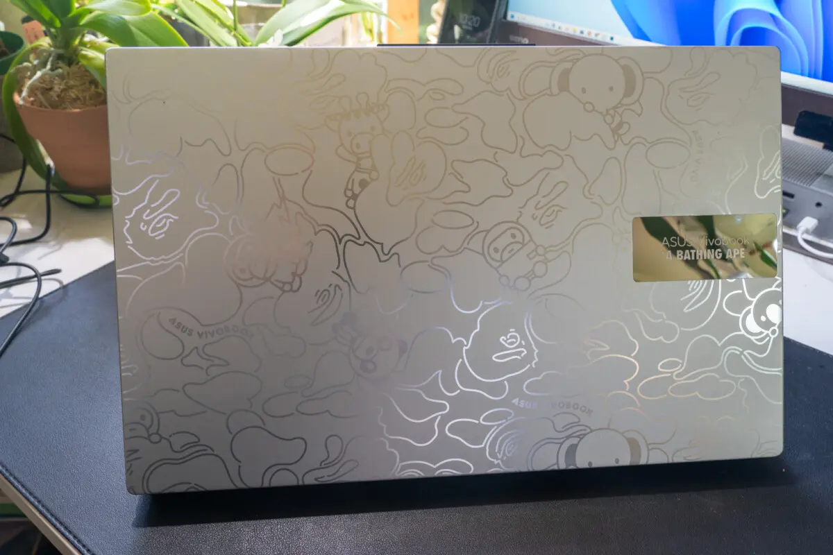 コスパ最高の1台。「ASUS Vivobook S 15 OLED BAPE Edition