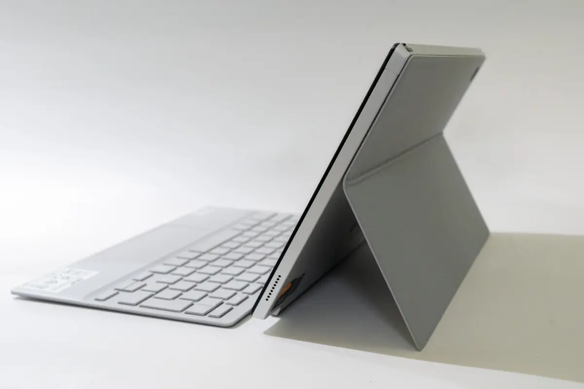 H*2様 ASUS Chromebook(cm3001) 10.2インチ 着脱型 ASUS Chromebook CM30 Detachable(CM3001) | Chromebook | 法人