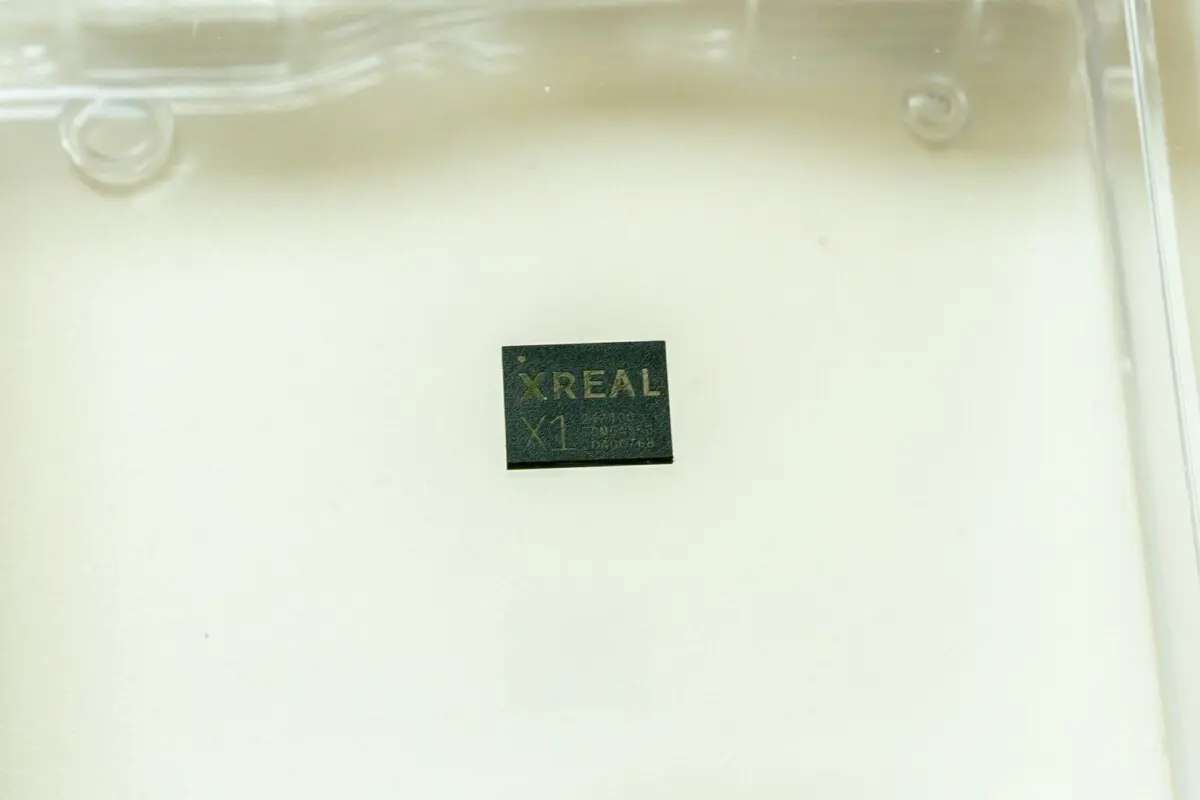 自社開発「X1チップ搭載」、単独3DoFに対応した「XREAL One 自社開発「X1チップ搭載」、単独3DoFに対応した「XREAL One