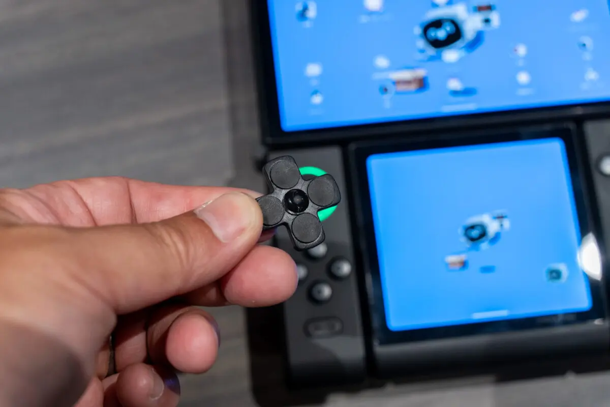 可変型2画面Androidゲーム機「ONEXSUGAR SUGAR 1 国内正規版」、11月