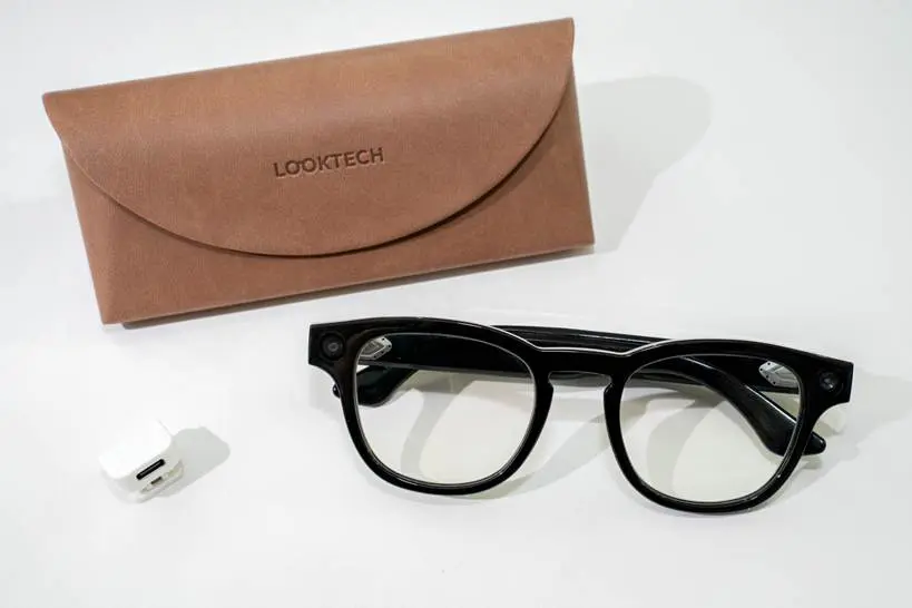 LOOKTECH Aiグラス Looktech AIスマートグラス、Makuakeで1000万円を突破 重量34g