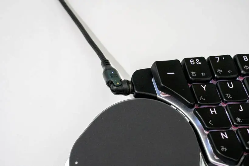 モジュール交換式の分割キーボード「Naya Create」日本語配列モデルが