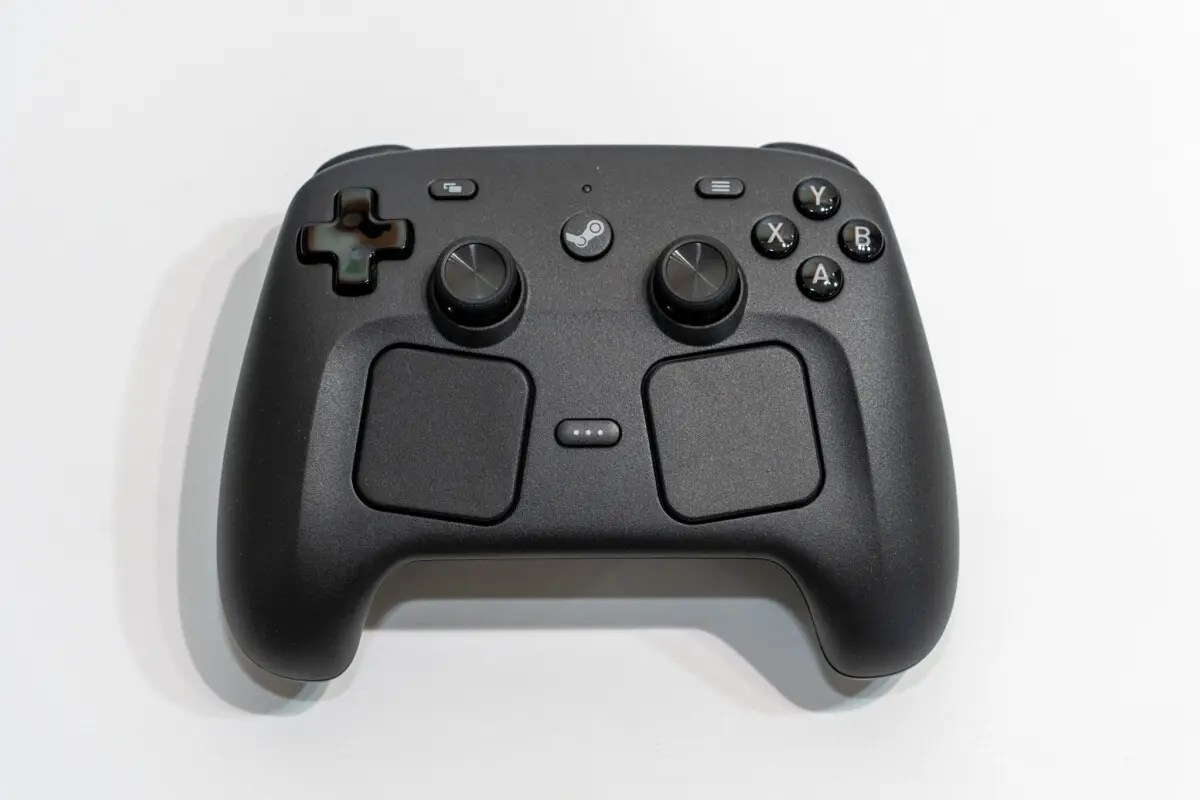 Steam Controller」レビュー、独特な配置と多彩な接続方式に対応 