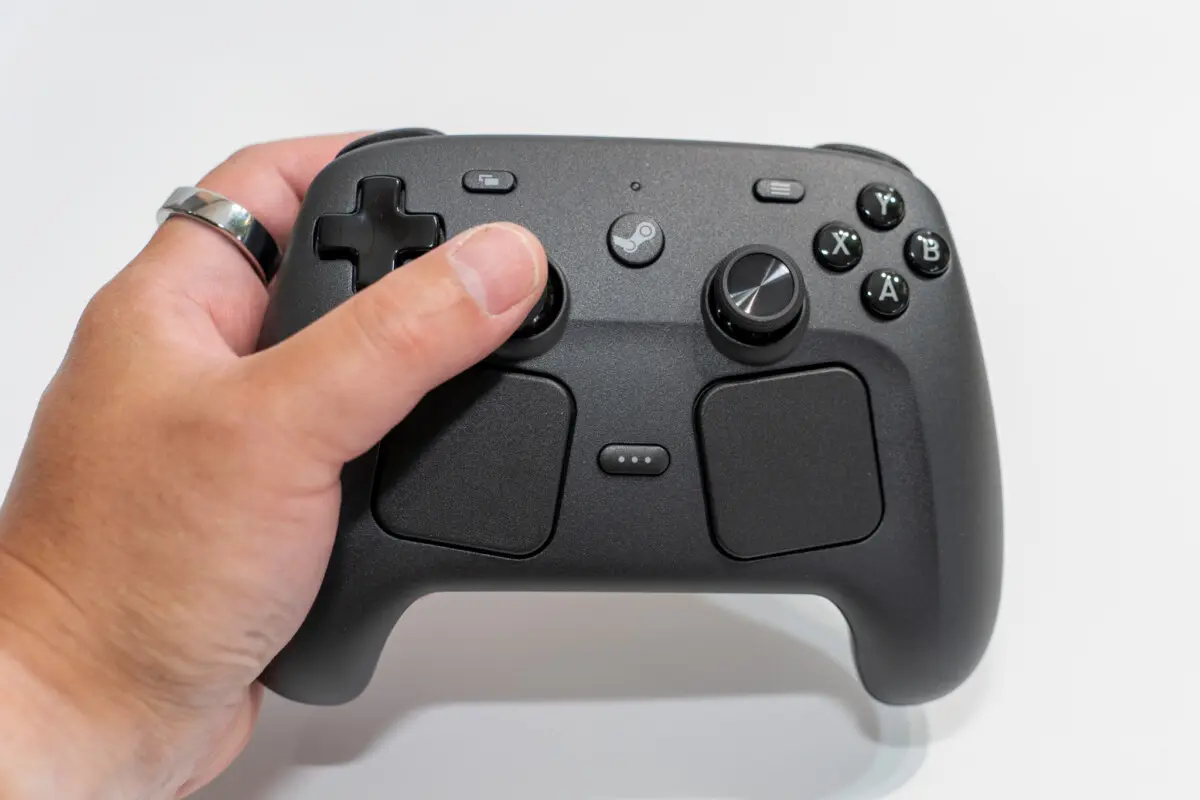 Steam Controller」レビュー、独特な配置と多彩な接続方式に対応