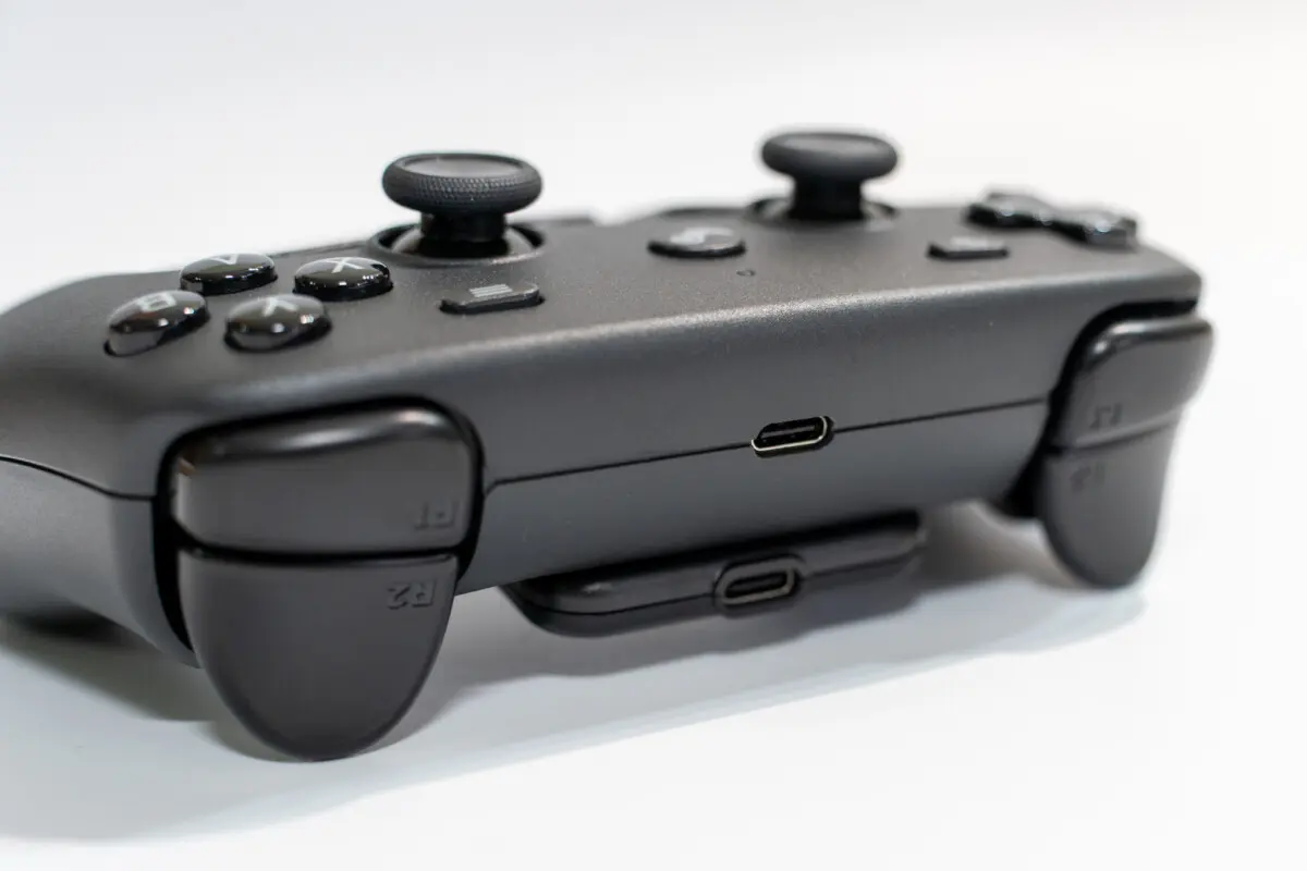 Steam Controller」レビュー、独特な配置と多彩な接続方式に対応