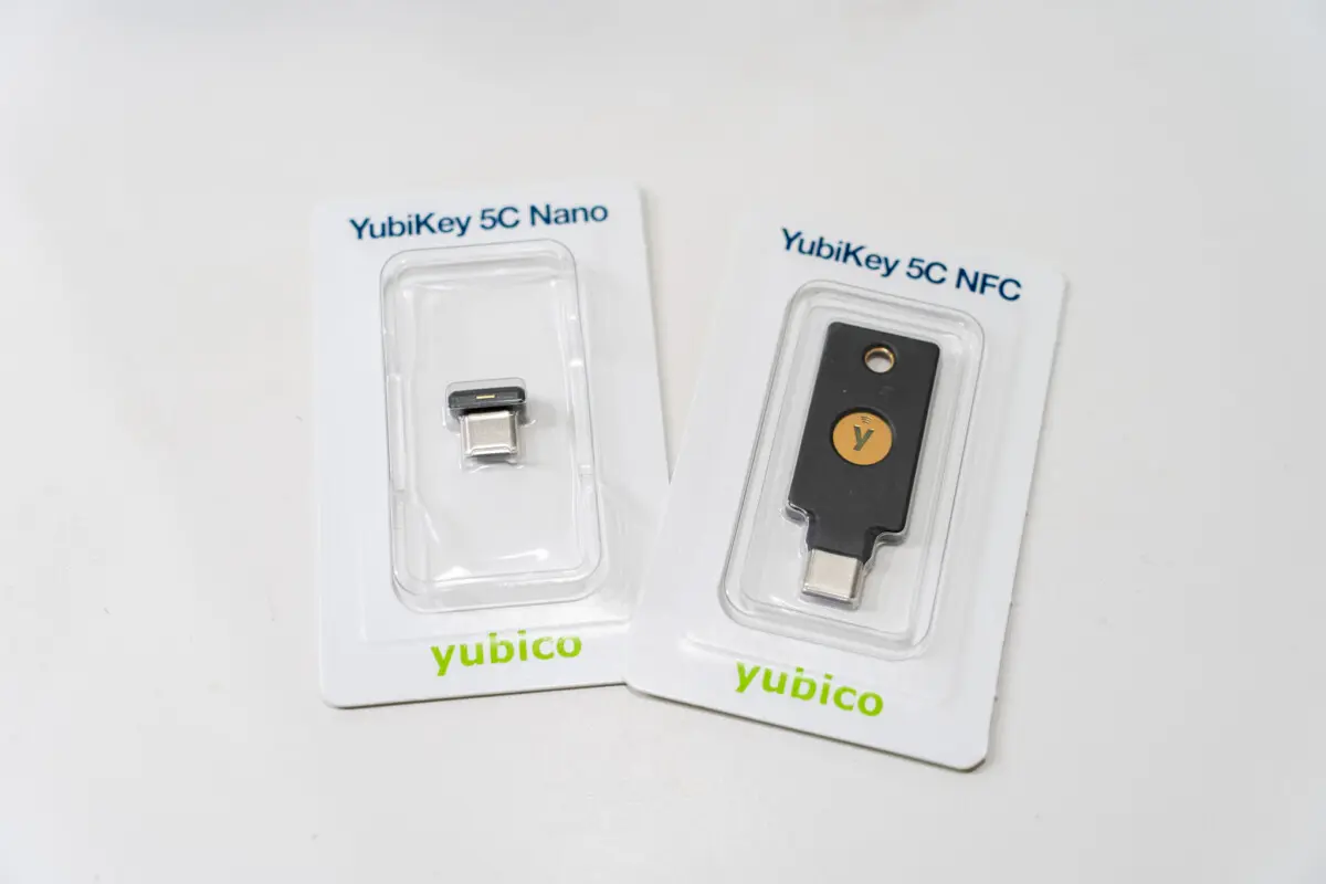 OpenAI×Yubicoコラボ版YubiKey登場、個人で導入する価値はあるのか