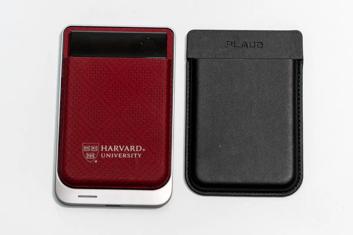 専用ケーブルとはお別れ。Plaud NoteをUSB-C充電化するPITAKAのケース